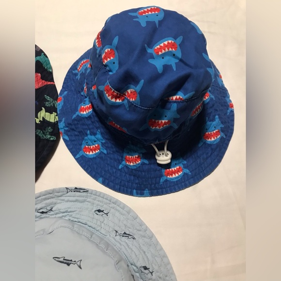 Baby Boy Bucket Hats Shark Dinosaur and Fish Themed Size 48 - Picture 3 of 9